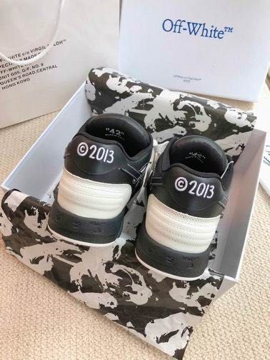 Papuci OFF-WHITE, Calitate Premium, Icarus Brands