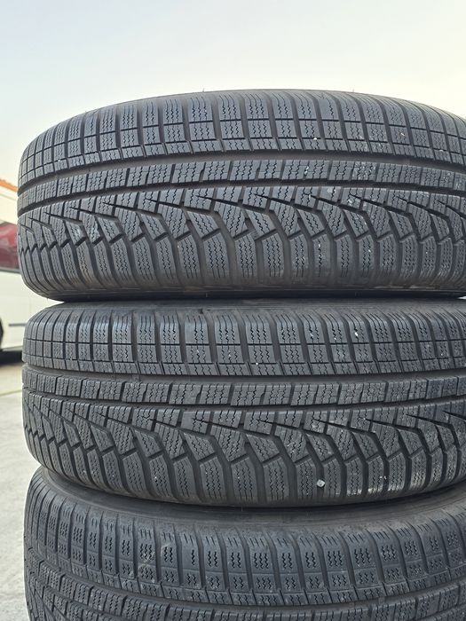 4 Броя 205/60/16 Hankook 2x7,6mm 2x5,8mm