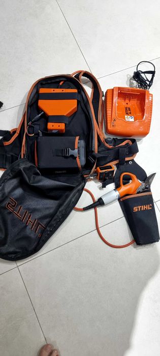Foarfecă pe acumulator Stihl