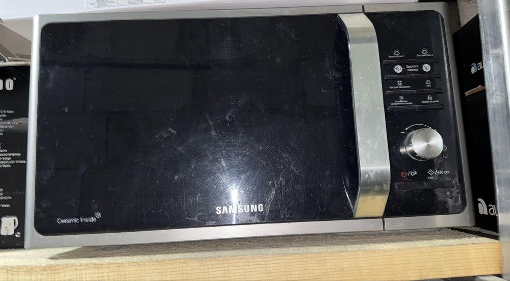 Продам микроволновку Samsung
