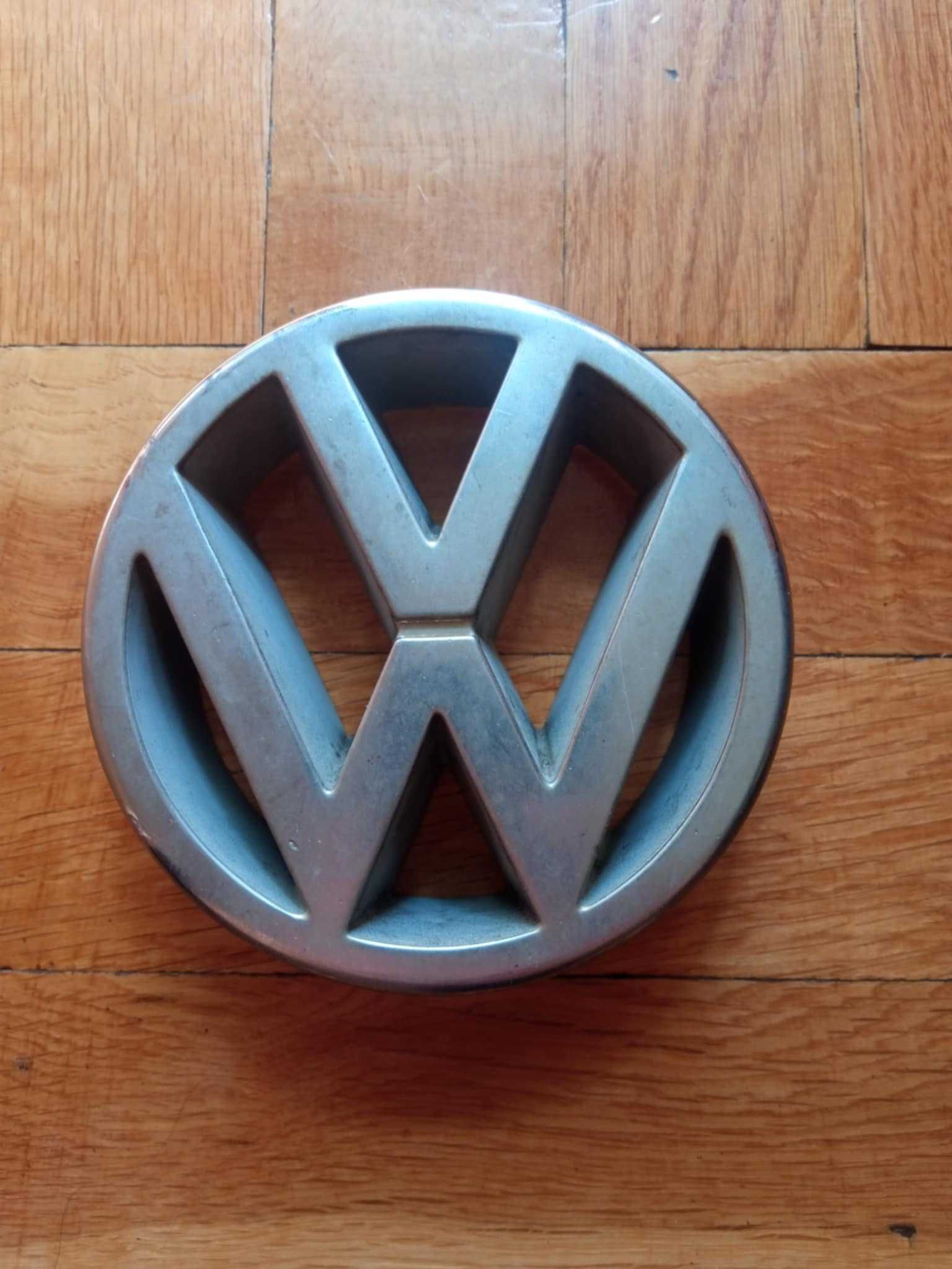 Емблеми VW, Renault, Fiat