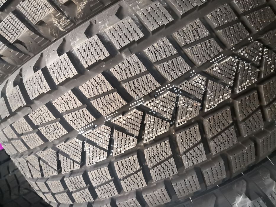 235 50 18 цола гуми нови tourador dot 24