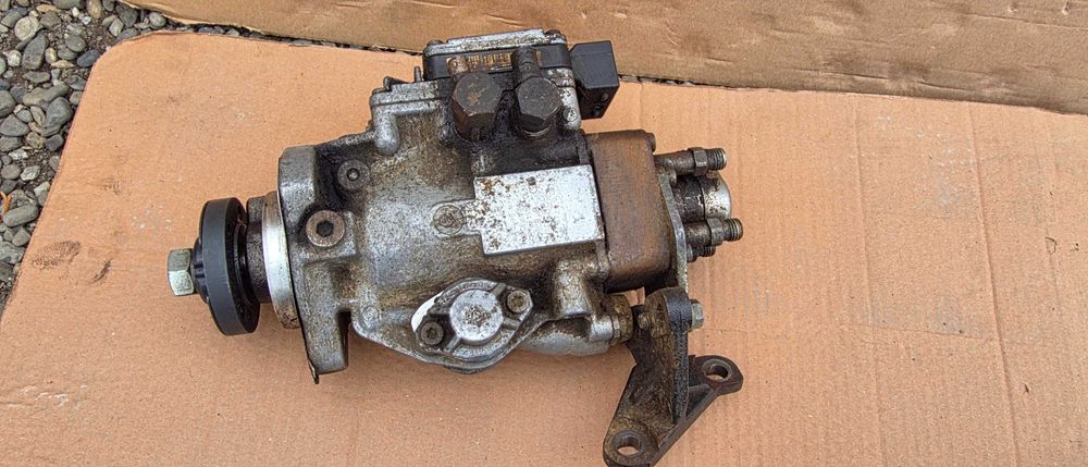 Pompa injectie Ford Transit 2.0 / 2.4 TDDI 2003 2004 / 2005 2006