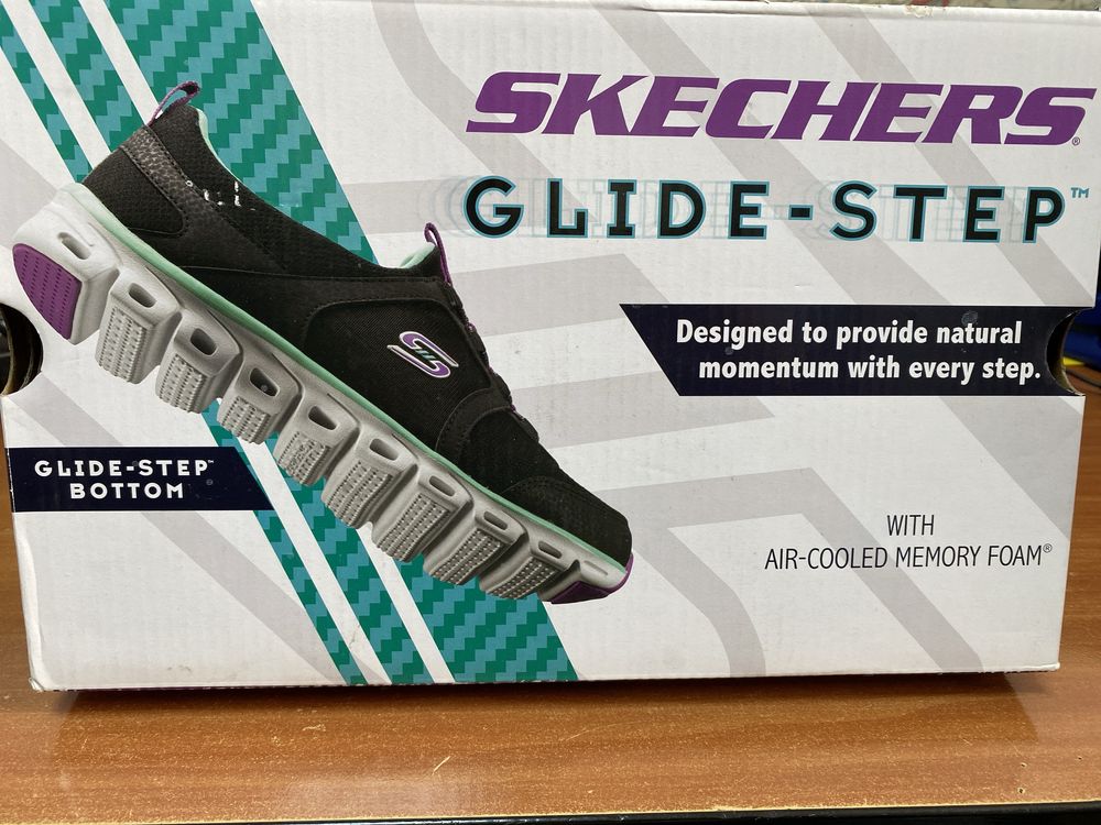 Skechers glide-step