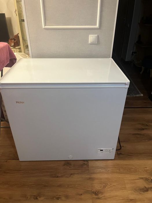 Продам морозильник