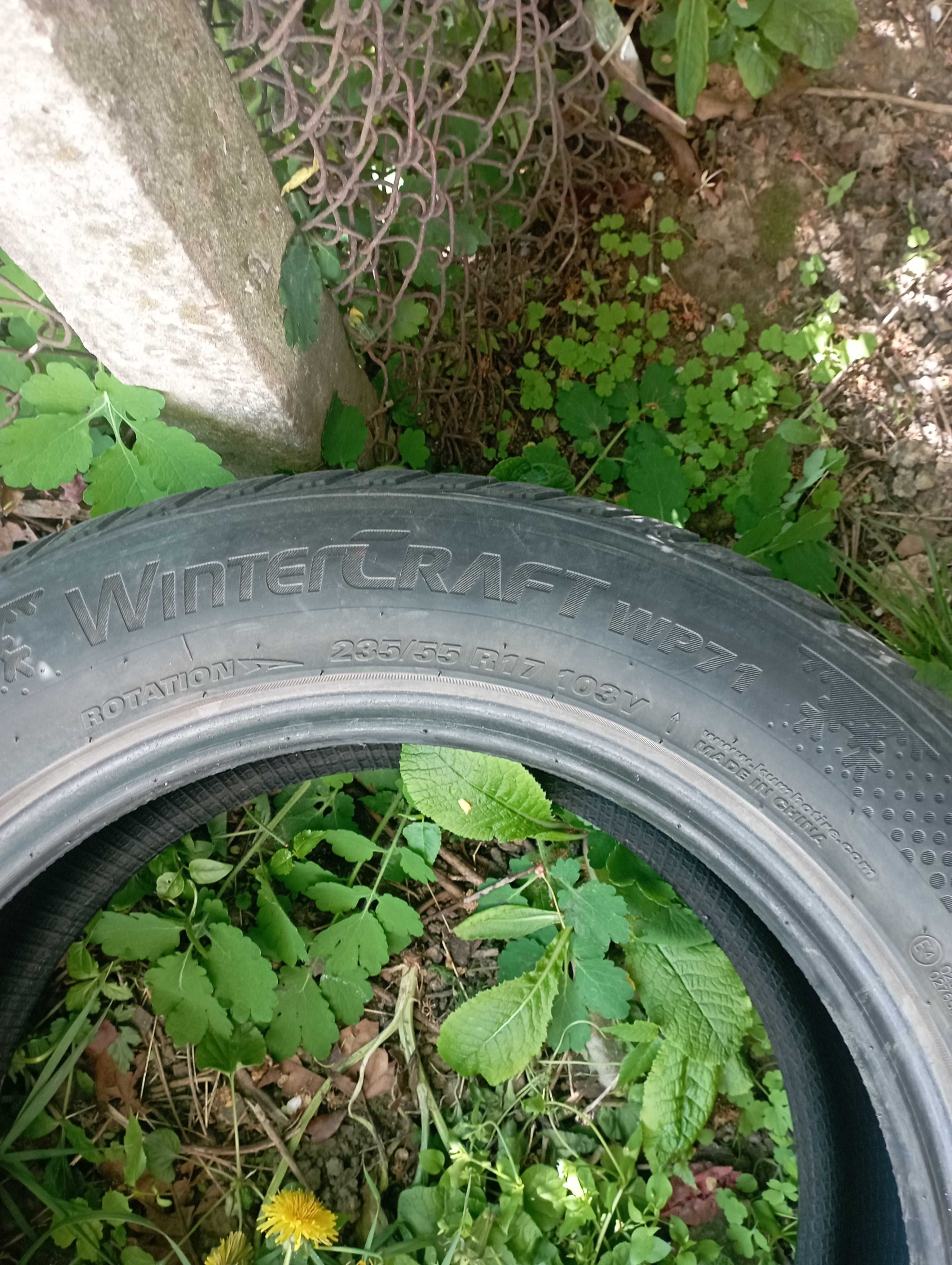 Kumho wintercraft 235/55/17 2бр