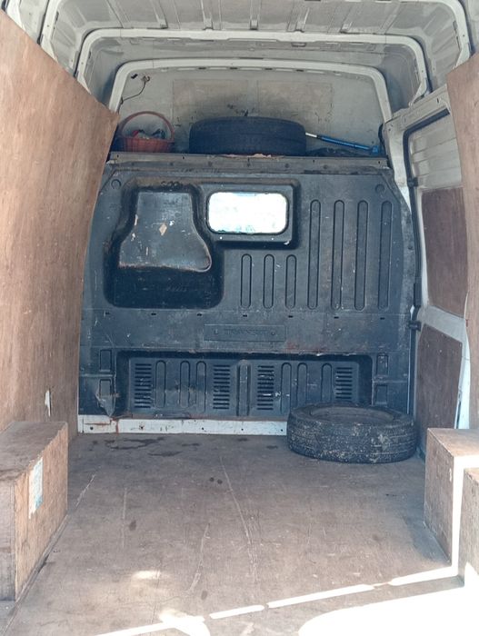 Vând Ford Transit
