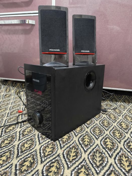 Срочно продать колонка microlab M-700U полностью рабочий