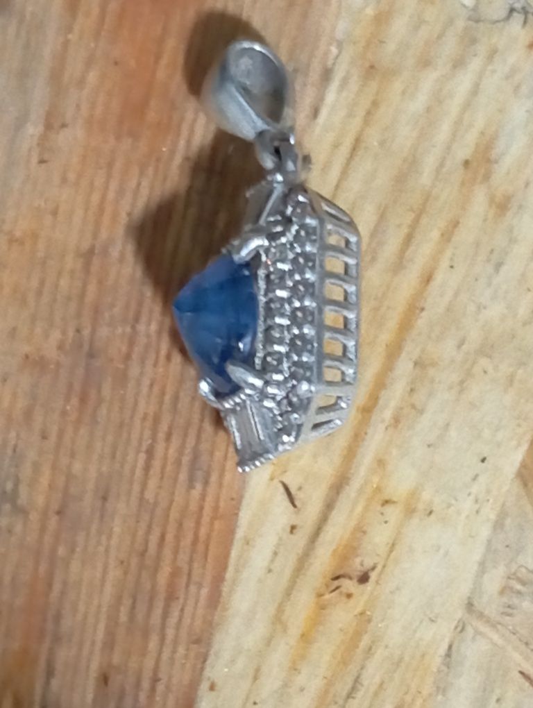 Кулон с Сапфир серебро