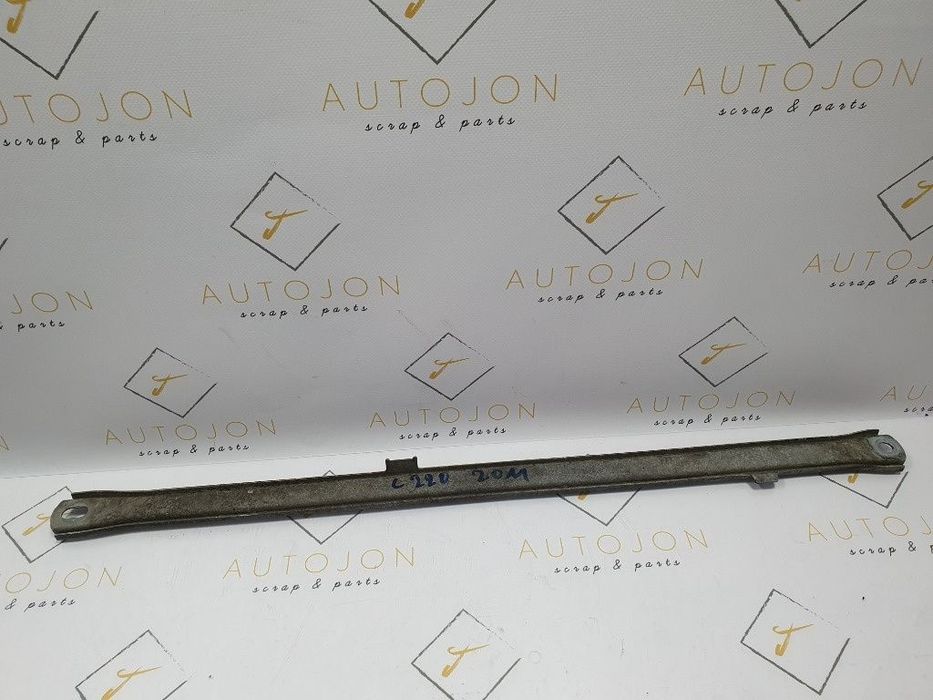 Prindere scut motor MERCEDES-BENZ C-CLASS T-Model III S204 2007 - 2014 2.2 C 220 CDI OM 651.911 A 204 524 1147/001