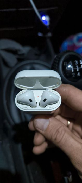 Продам наушники apple