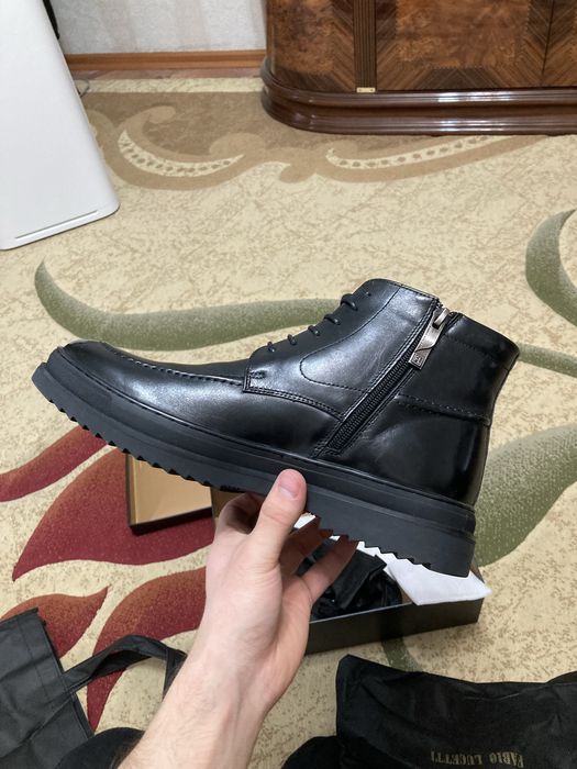 Продам мужскую зимнюю обувь