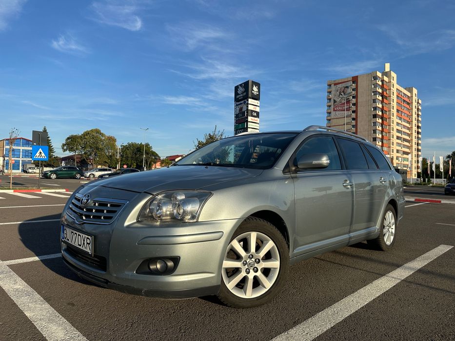 Vând / Schimb Toyota Avensis T25