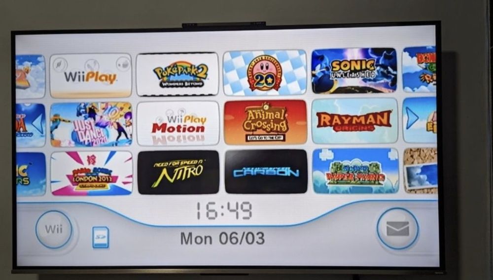 Consola Nintendo Wii Black Modata 2manete/nunchuckuri 64gb motionplus