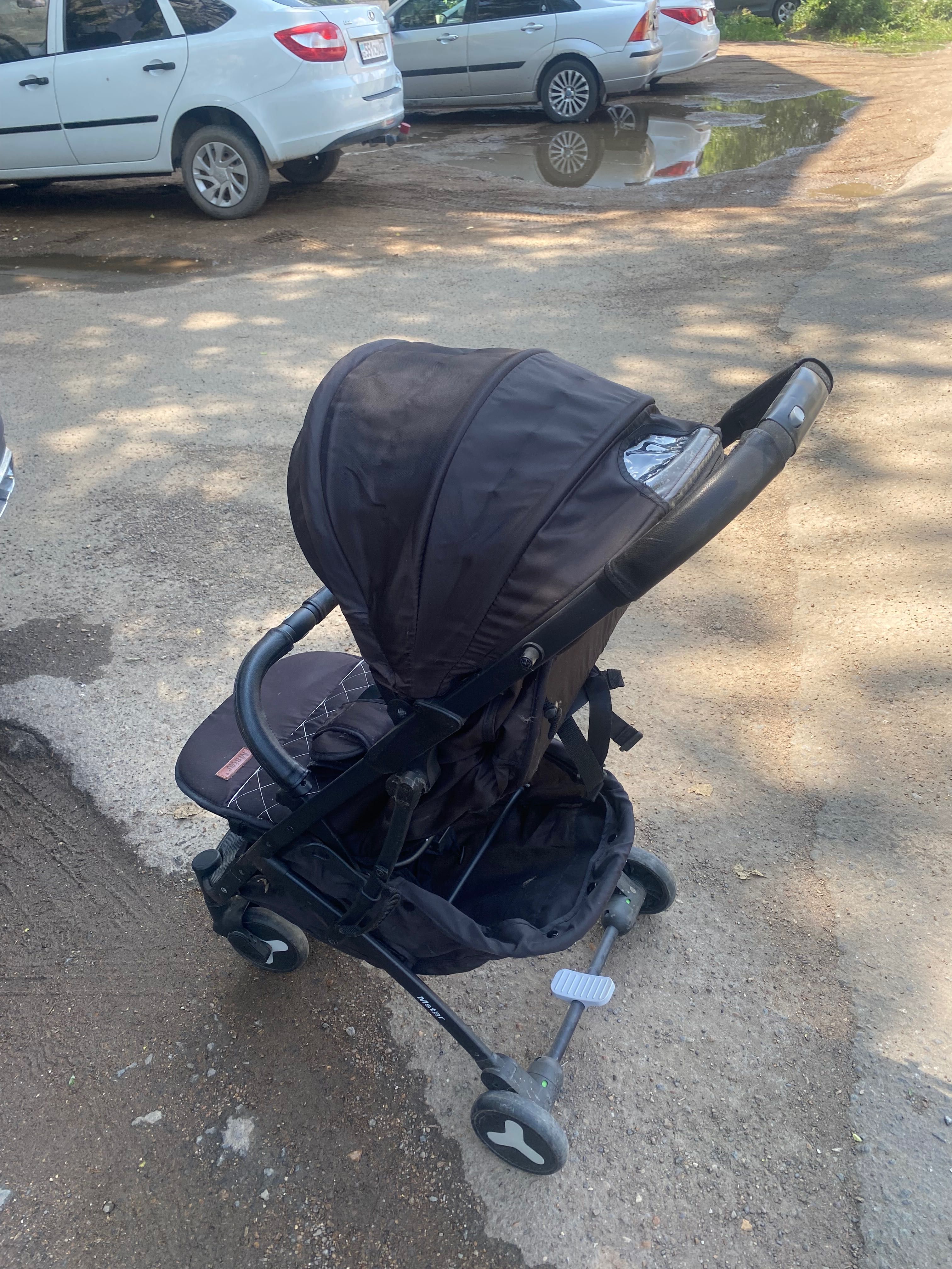 Продам Коляску прогулочную