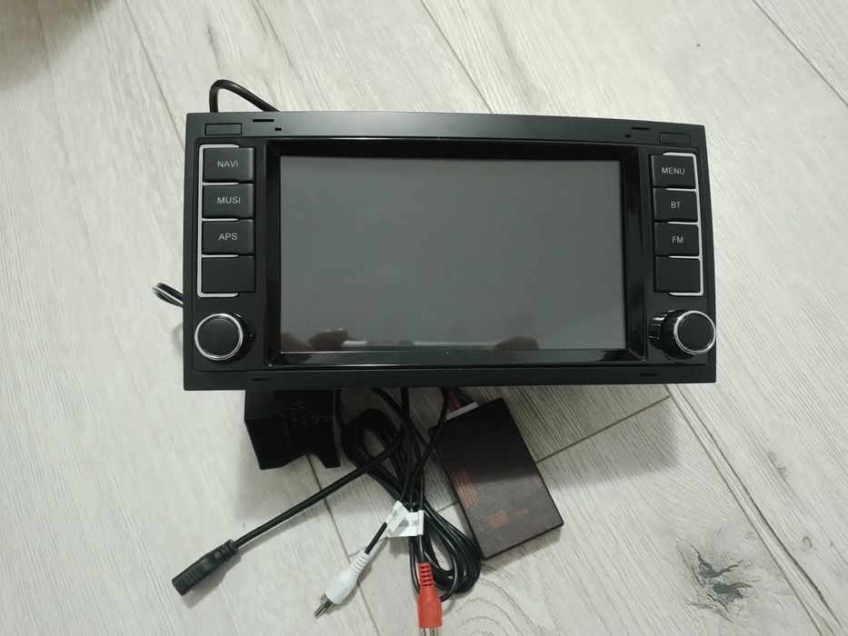 Navigatie Touareg cu Android 15