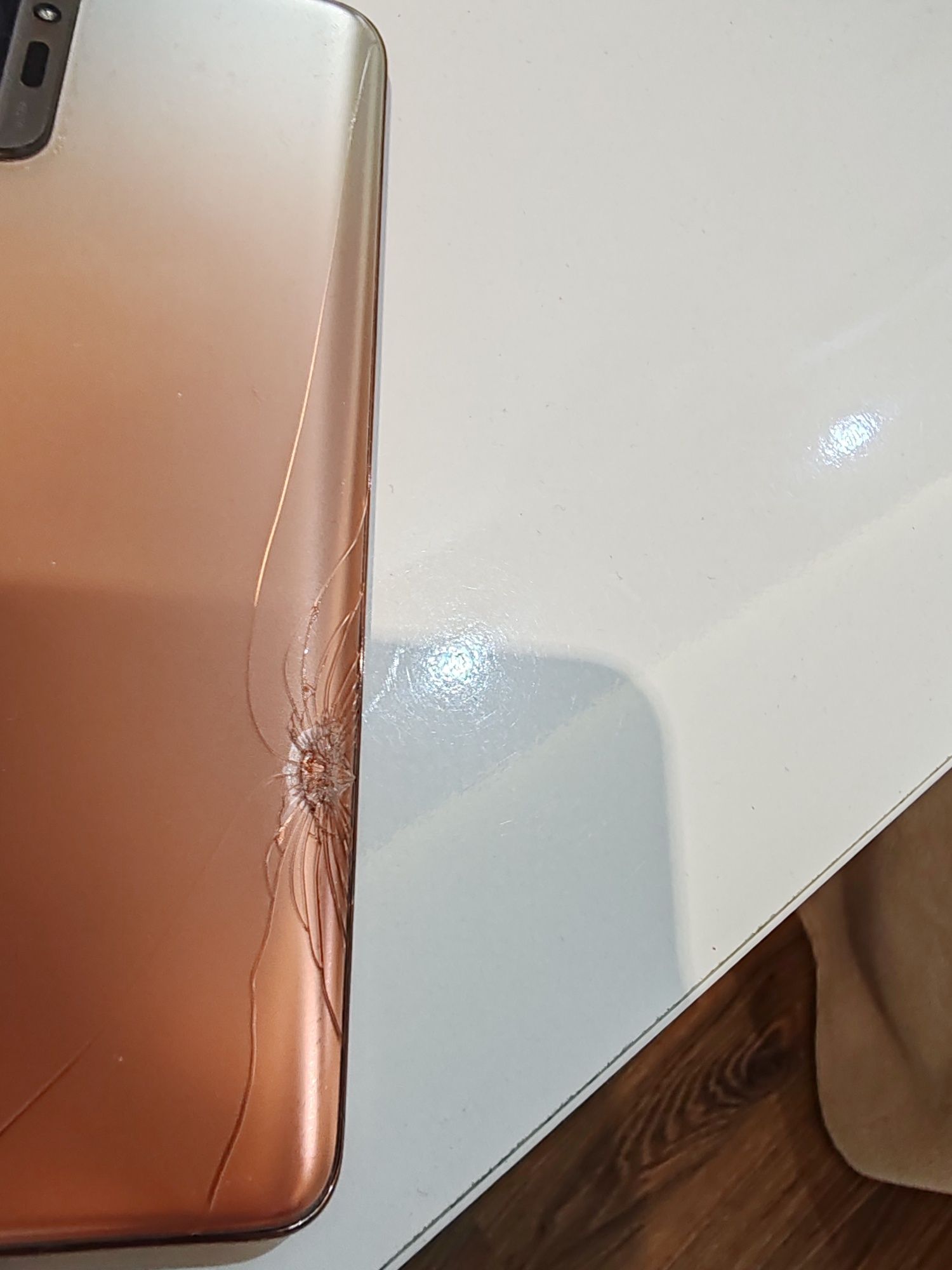 Продавам Xiaomi redmi note 10 pro
