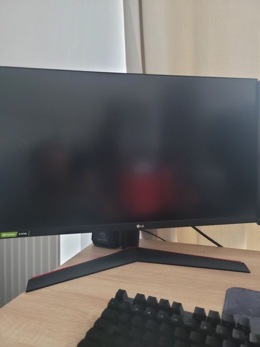 Monitor LG Ultragear IPS 27'' Full HD 1ms 144hz