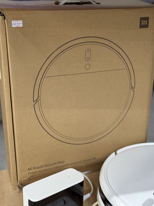 Робот пылесос Mi Robot Vacuum-Mop влажная уборка