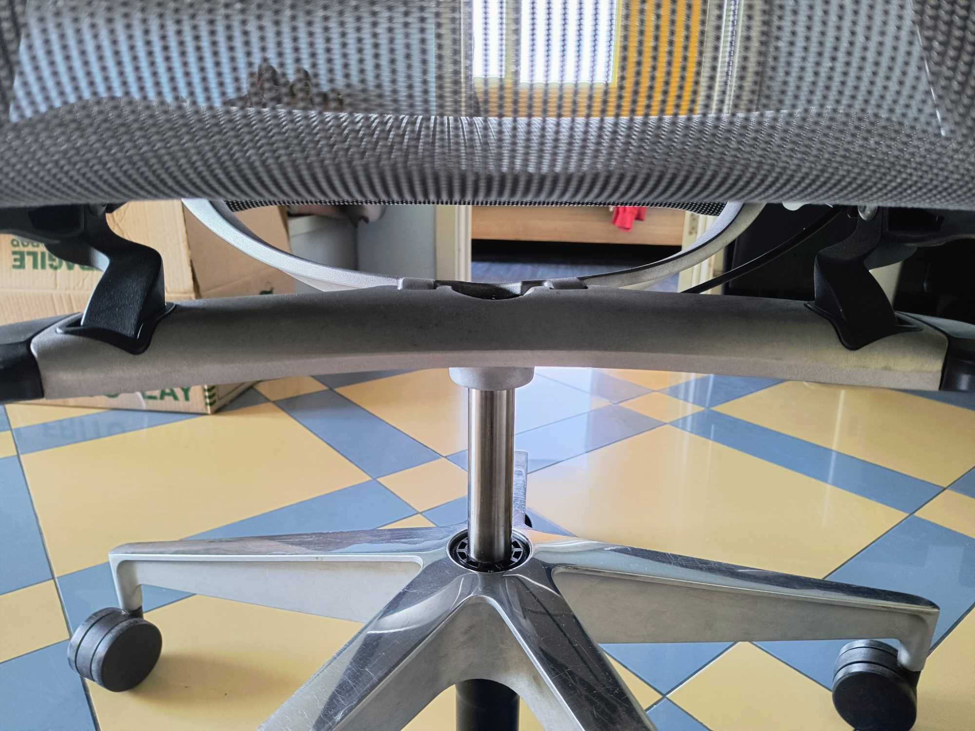 Herman Miller Setu chair (Ергономичен офис стол) 2020 г.