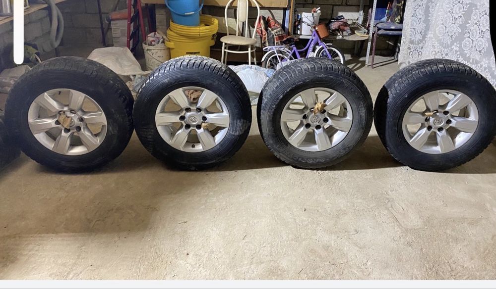 Тоиота прадоныкы зимни пакришкы