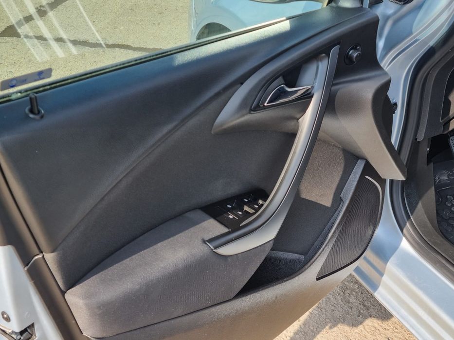 Opel Astraj J 1.4 140 cp