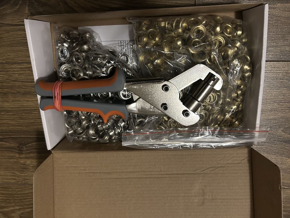 Set pt capse si inele gen prelata.