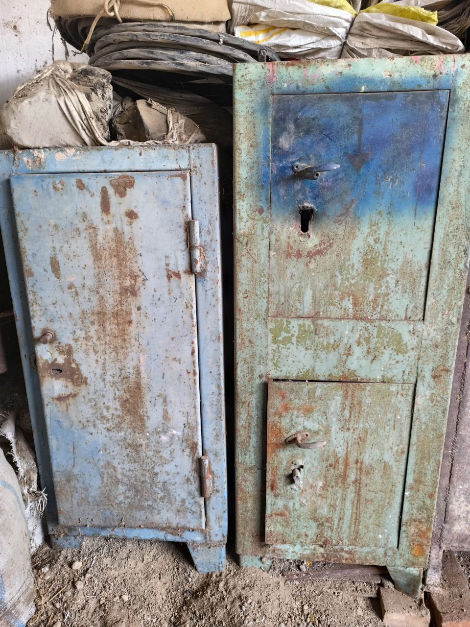 Temir seyfla sotiladi