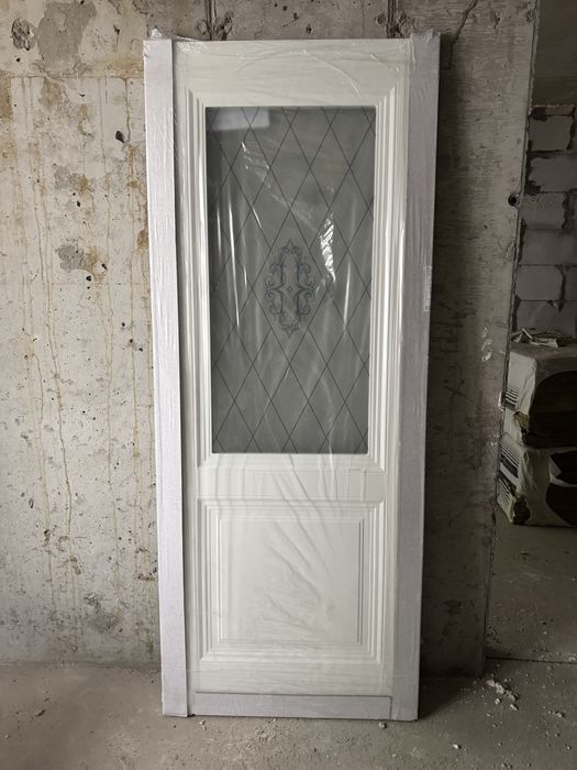 Продаётся.  дверь