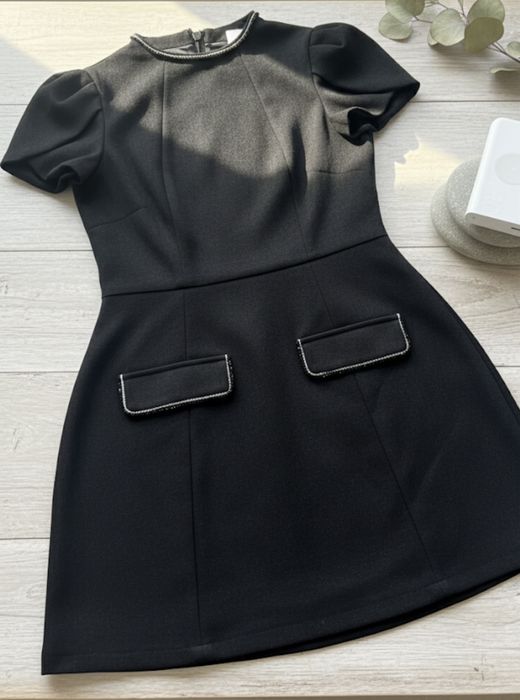 Продается новый платье