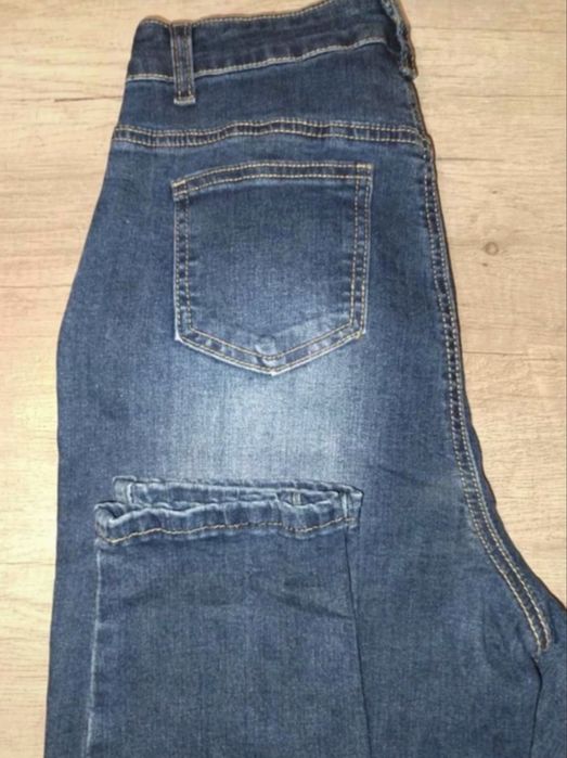 Blugi skinny damă
