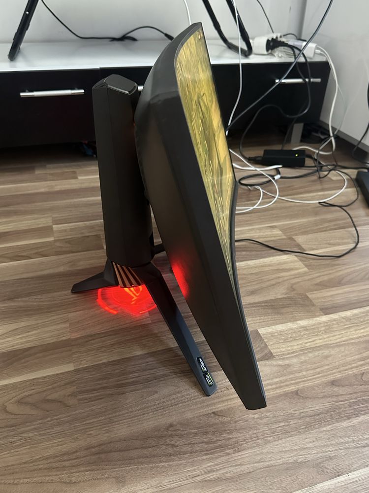 Asus ROG Swift PG27VQ – 165Hz, 2K, 27 инча геймърски монитор