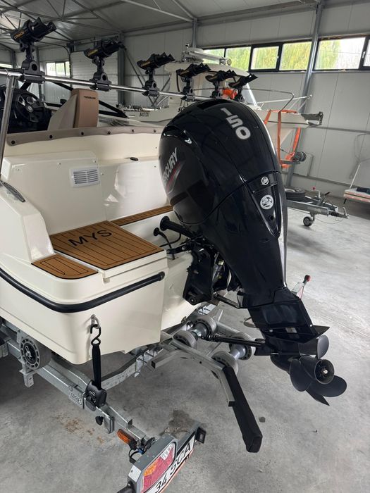 QuickSilver Activ 605 Cruiser