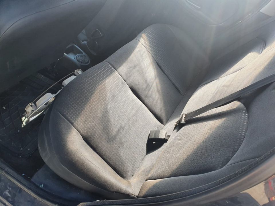 Dezmembrez Peugeot 206+ motor 1.4 HDI  68cp 8HR cutie de viteze panoramic plafon bara dezmembrari