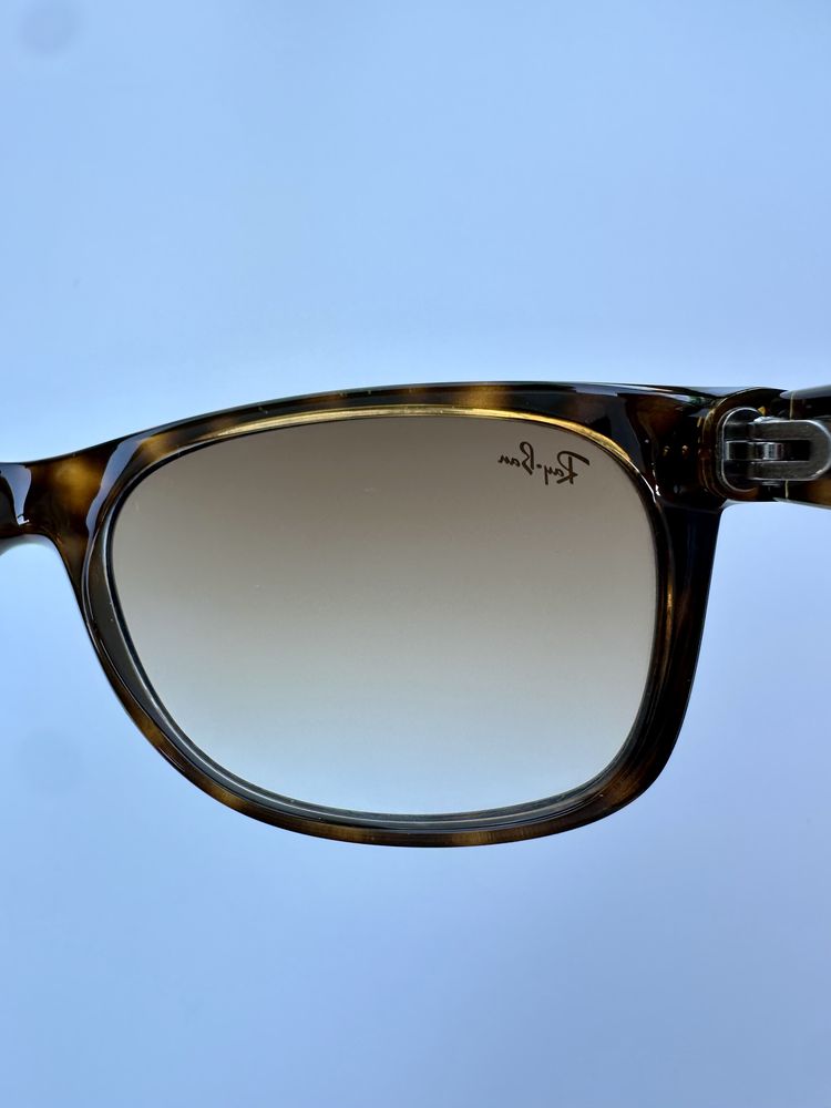 Ray Ban RB2132 Wayfarer Резервиран!