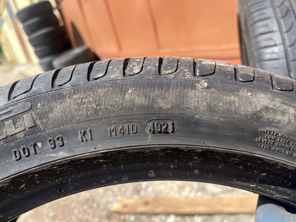 2 бр. летни гуми 225/45/18 Pirelli RSC 6,2 mm DOT 4921