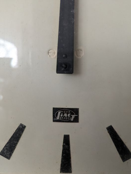 Ceas CFR peron vintage anii 90