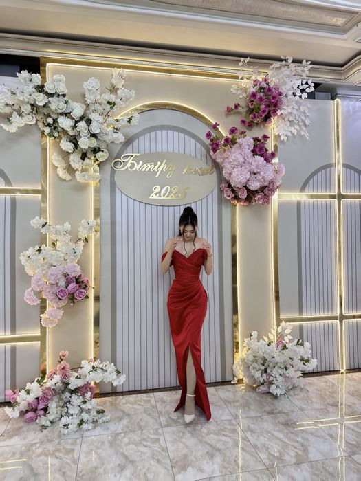 вечерный платья продаётся