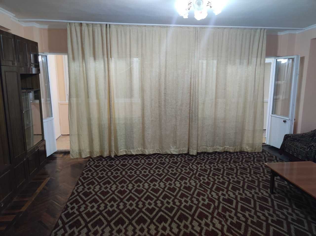 Продам кв-ру метро Др.Народов 3/5/9 ориентир:  м. дружбы Народов