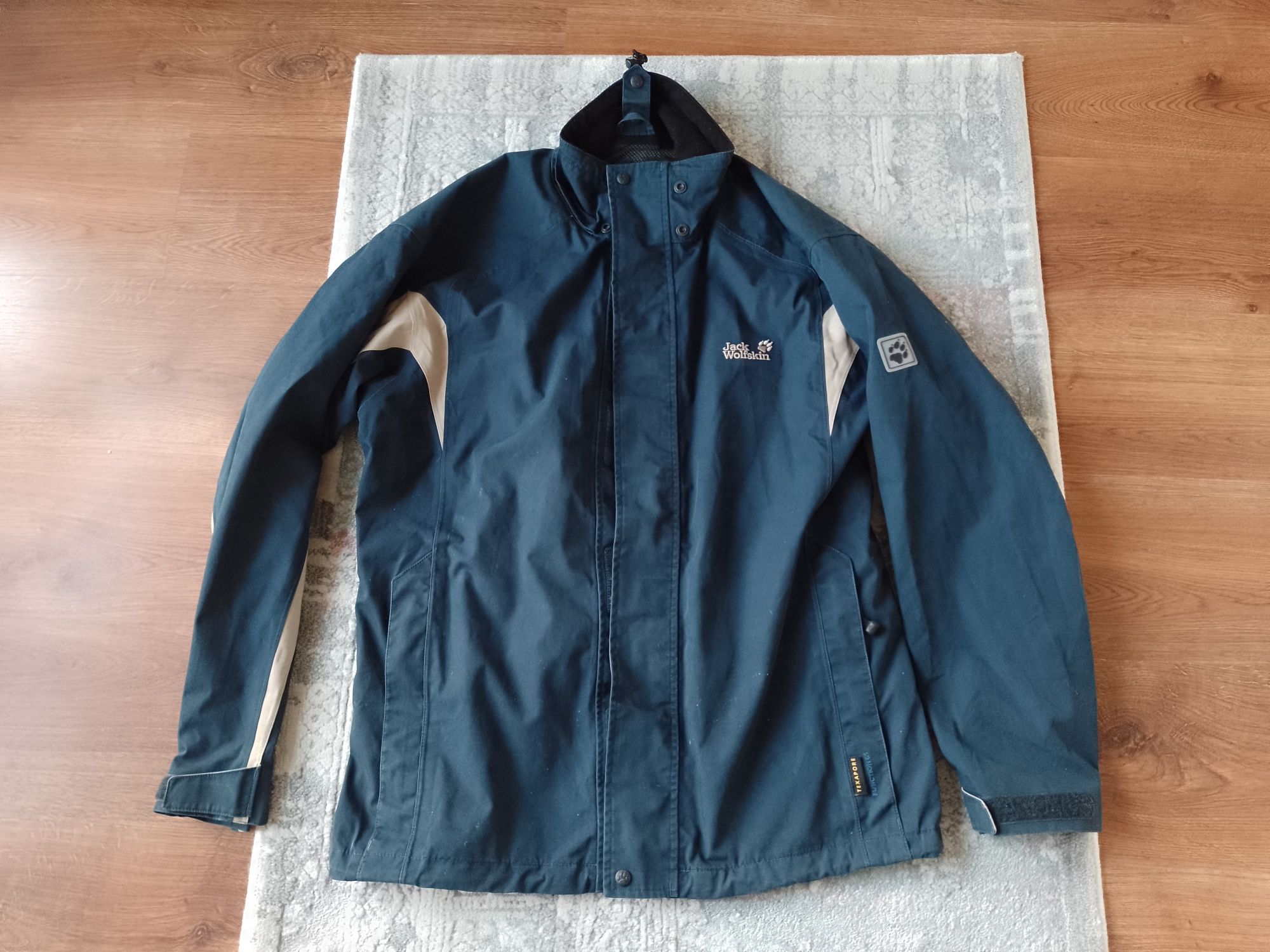 Jack Wolfskin L..