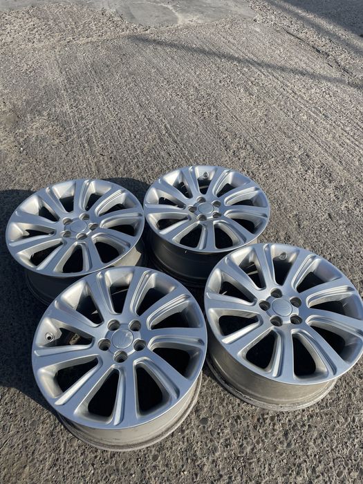 Set 4 jante R18 5 prezoane originale Land-Rover
