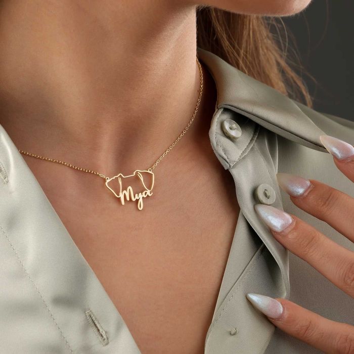 Сребърно колие с висулка във формата на кучешки уши