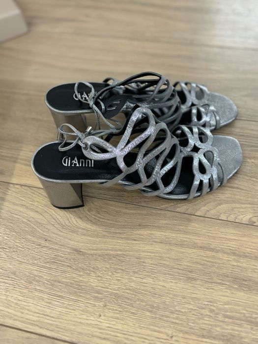 Дамски сандали Gianni