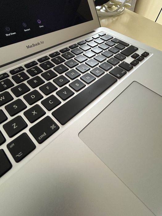 Laptop Apple Mc Book