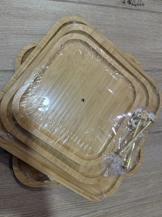 Деревянная этажерка новая