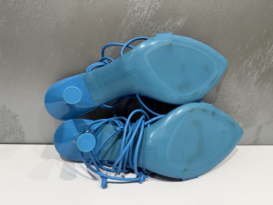 Обувки на ток Zara / Stradivarius / Bershka / Paolo Botticelli