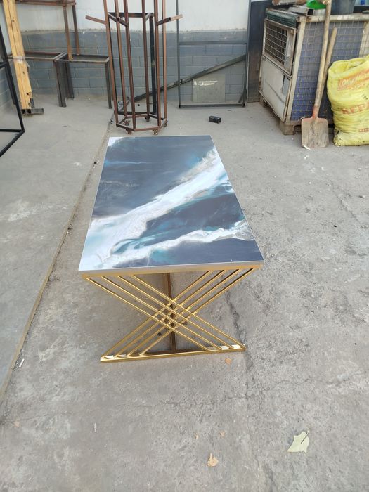 Loft mebel jurnalniy stol