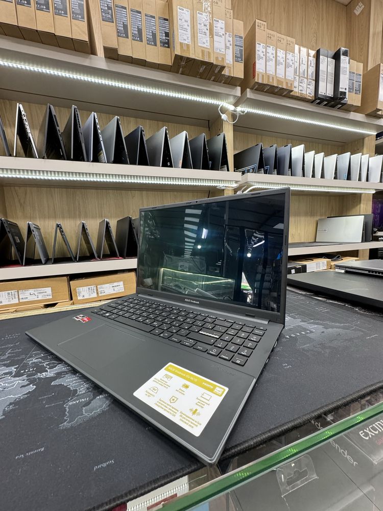 Asus Vivobook Go 14 15/8/512/15,6” Oled