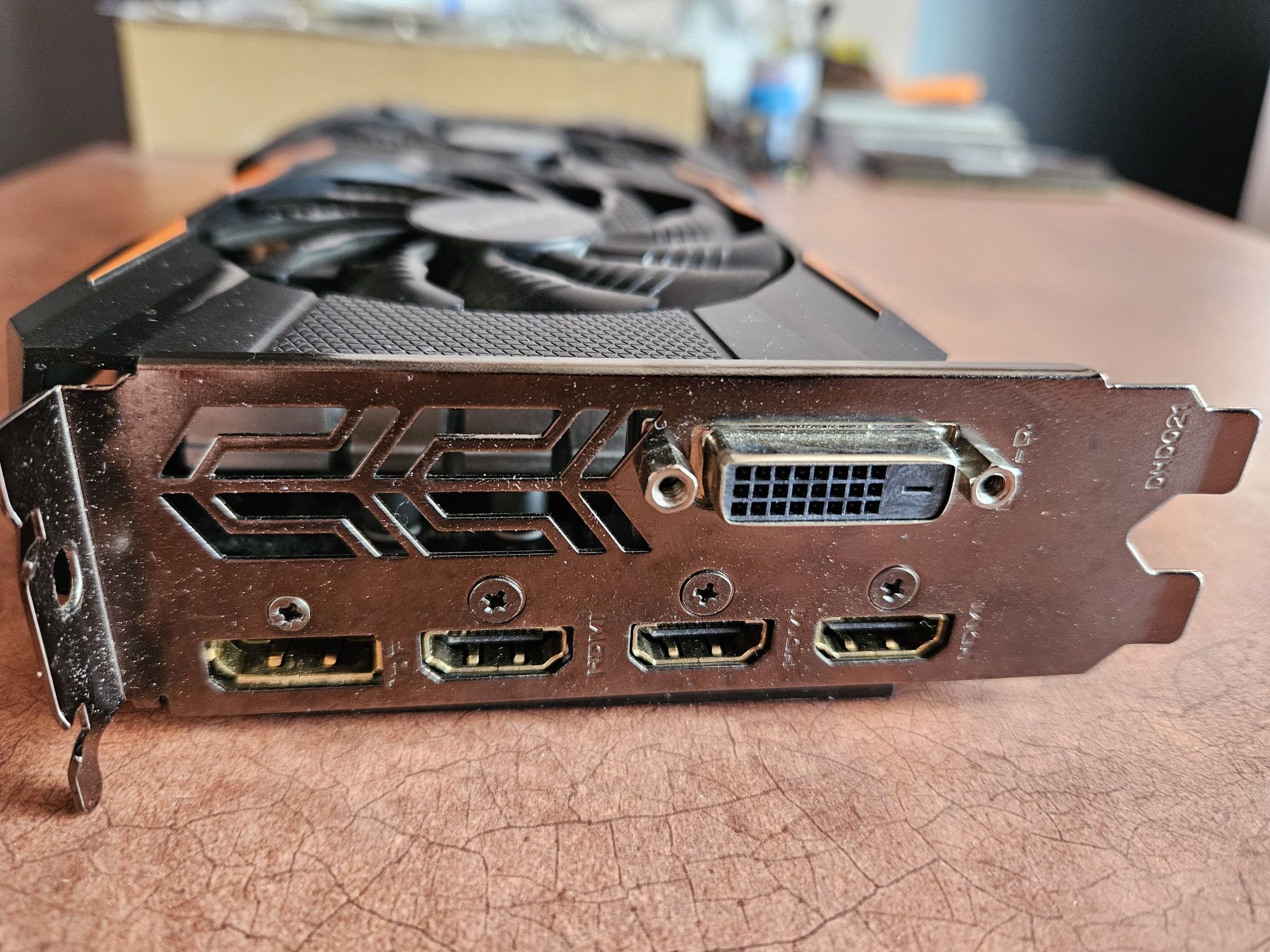 Placa video PCIe Gigabyte GTX 1050 WINDFORCE 2X 2GB DDR5