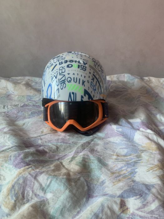 Quicksilver нова детска каска с очила за ски и сноуборд